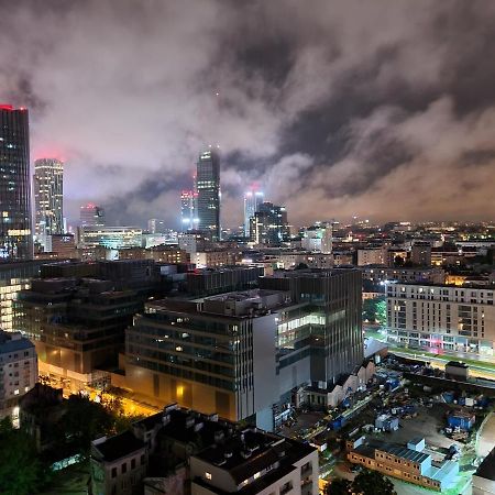 Platinum Towers Apartment With Parking By Renters Prestige Warsaw Luaran gambar